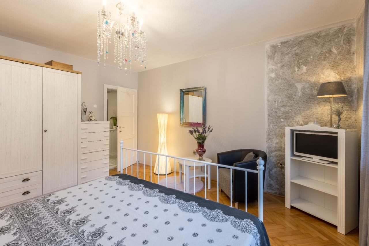 Artistic Chill Art Apartment 2+2.Centar Of Split. Exterior photo